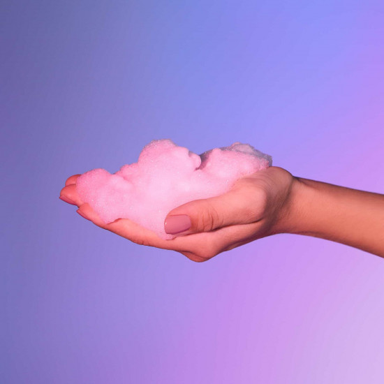 Массажная пена Love To Love TICKLE MY BODY Strawberry (150 мл) увлажняющая