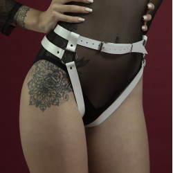 Гартери Feral Feelings - Belt Briefs, трусики, натуральна шкіра, колір білий
