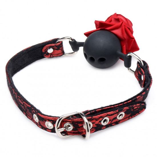 Кляп с розой Master Series: Eye-Catching Ball Gag With Rose, черно-красный