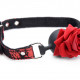 Кляп с розой Master Series: Eye-Catching Ball Gag With Rose, черно-красный