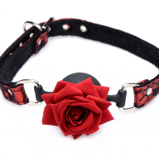 Кляп с розой Master Series: Eye-Catching Ball Gag With Rose, черно-красный