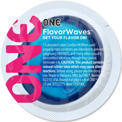 Ароматизований презерватив ONE FlavorWaves Mint Chocolate, 1 шт, зелений, запах м’ятного шоколаду