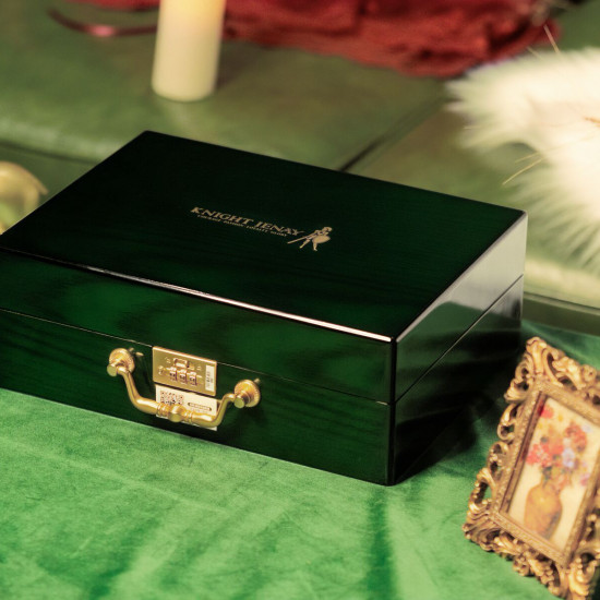 Набір Knight Jenay Pandora Box: вакуумний вібратор, вібратор з камерою, віброяйце, лоскітка, стрічка