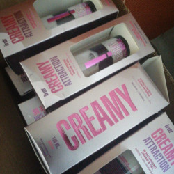 Зволожувальний крем-гель 2в1 Intt Creamy Attraction Blackberry 100мл (м'ята упаковка!!!)